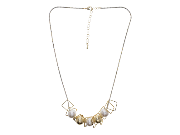 Gold & White Pearls Short Necklace